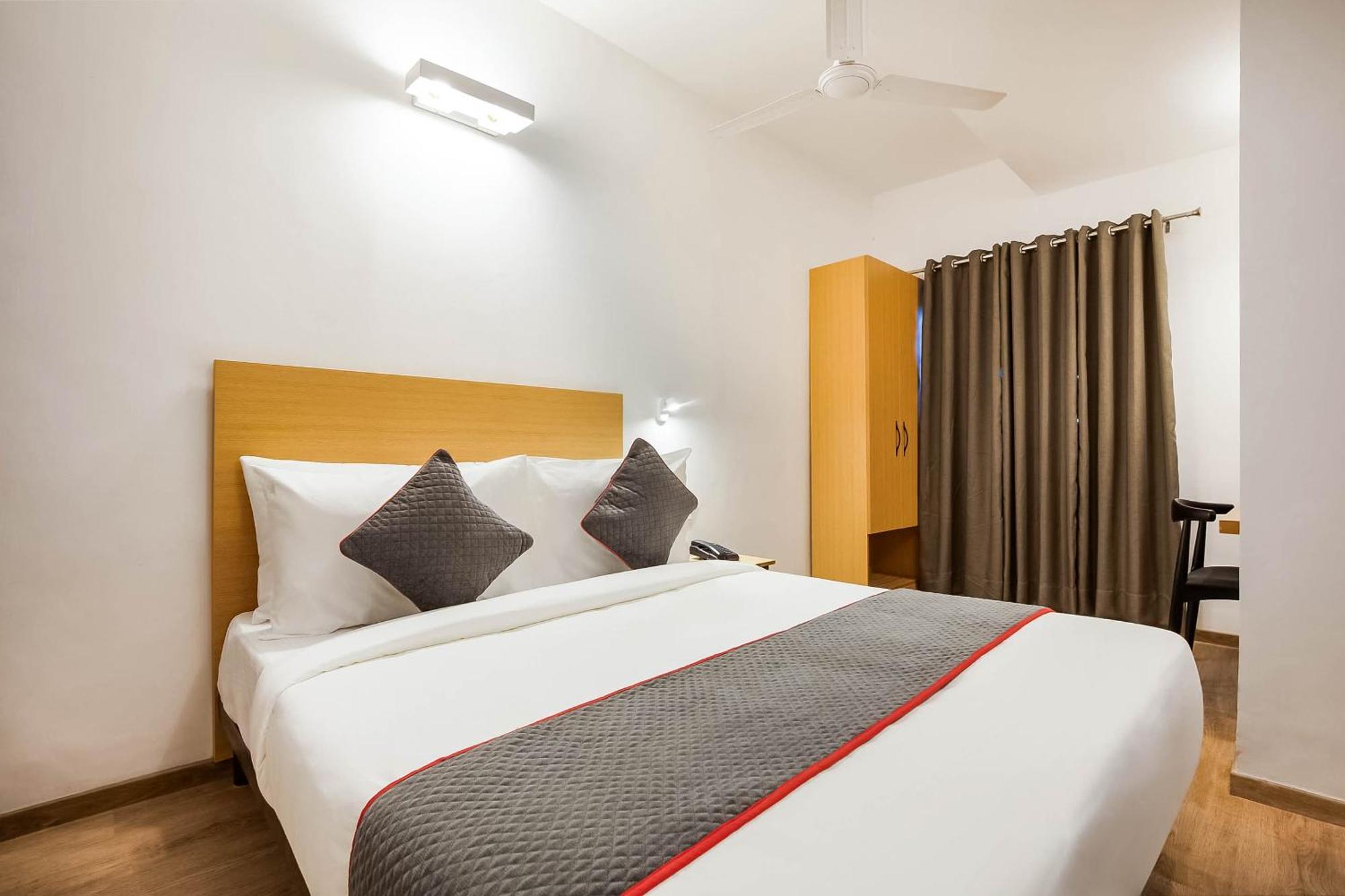 Super Townhouse Lords Inn Regency Mānglia 外观 照片